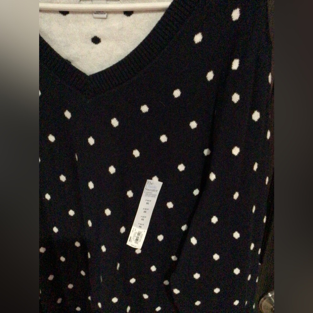 New navy blue polka dot v neck sweater